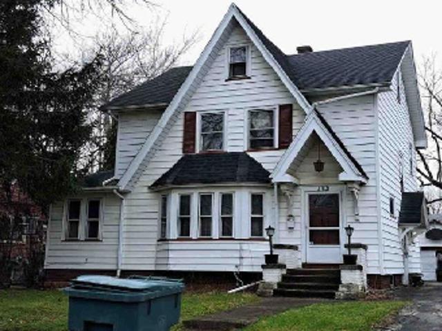 House for sale in Oak Hill, New York