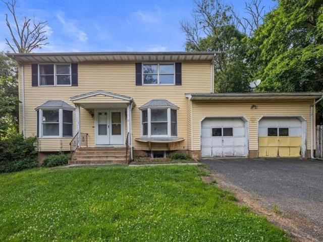 House for sale in Nyack