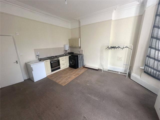 Studio for rent in West Midlands