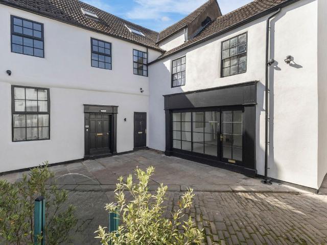 Apartment for rent in Eastmoor, West Yorkshire