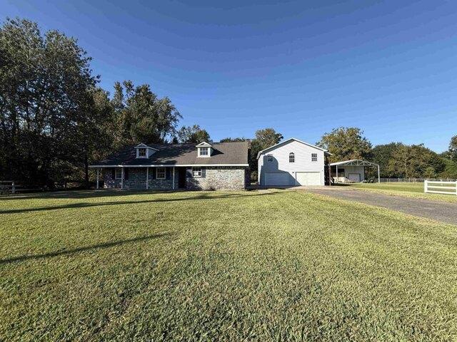 House for sale in Bridge City, Texas
