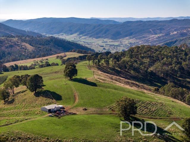 Cottage for sale in Batlow, New South Wales