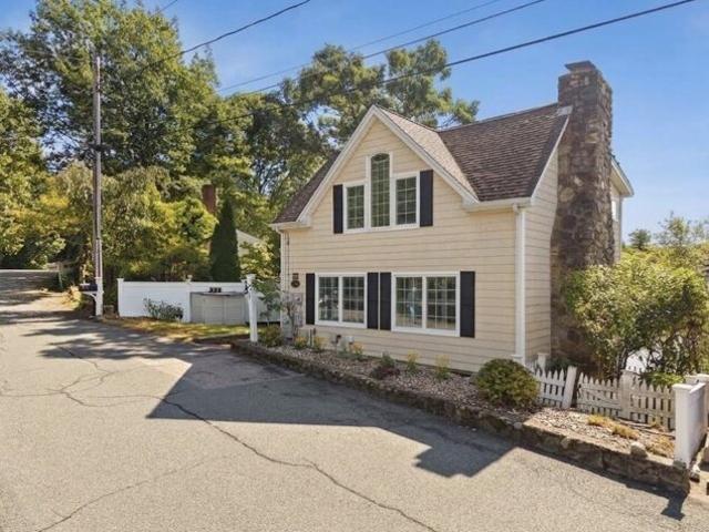 House for sale in Wrentham, Norfolk County