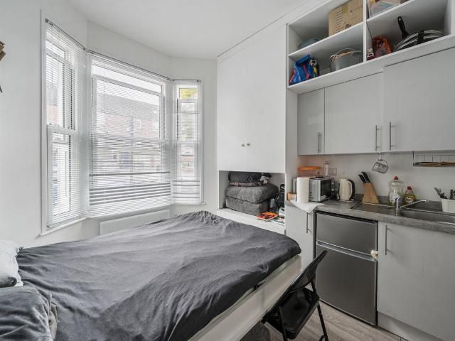 Studio for rent in Mercator Estate, Greater London