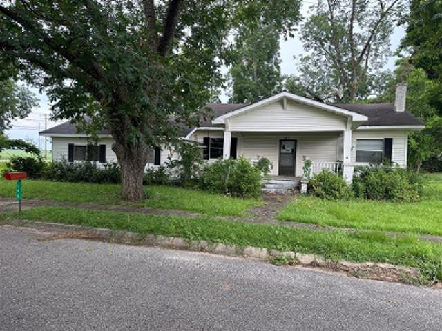 House for sale in Newville, Alabama