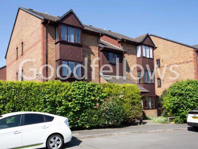 Studio for rent in London Borough of Merton, Mitcham
