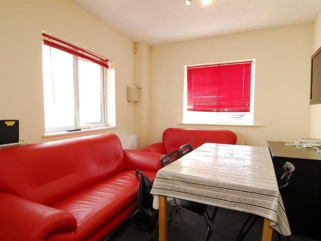 Room for rent in Greenbank, Mount Wise