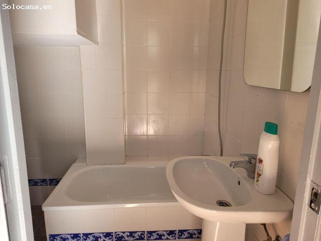 Casa en alquiler en Gines, Andalucía