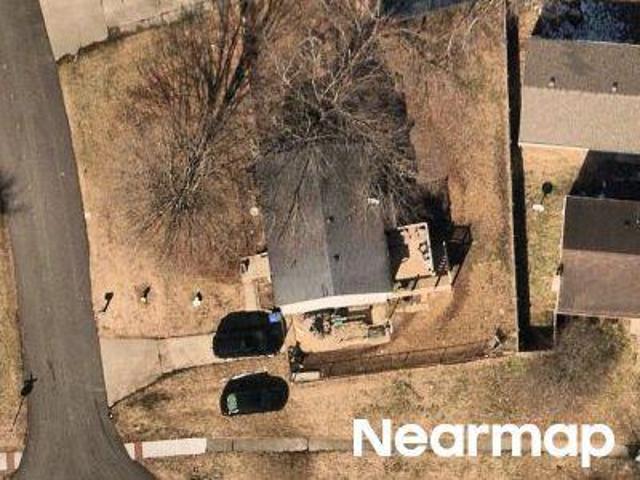 House for sale in Louisville, Jefferson County