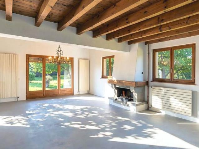 Haus kaufen in Gingins, Waadt