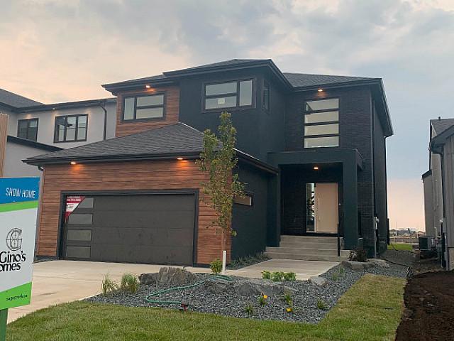 House for sale in East St. Paul, Manitoba