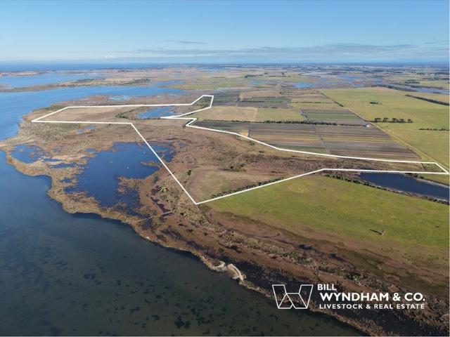 Cottage for sale in Bengworden, Victoria