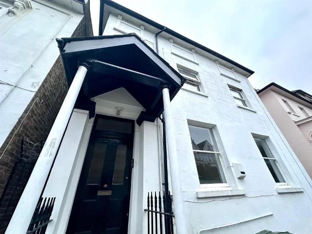 Apartment for rent in West Norwood, Greater London