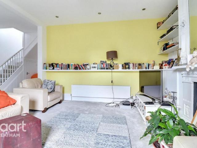 Apartment for rent in West Norwood, Greater London