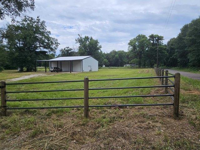 Land for sale in Gilchrist, Texas