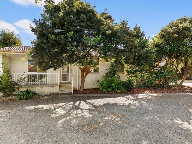 House for rent in Giralang, Australian Capital Territory