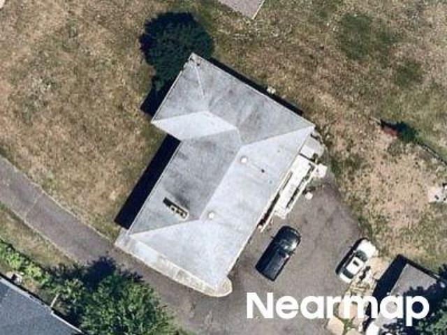 House for sale in Kendall Park, New Jersey