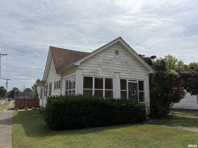 House for sale in Metropolis, Illinois