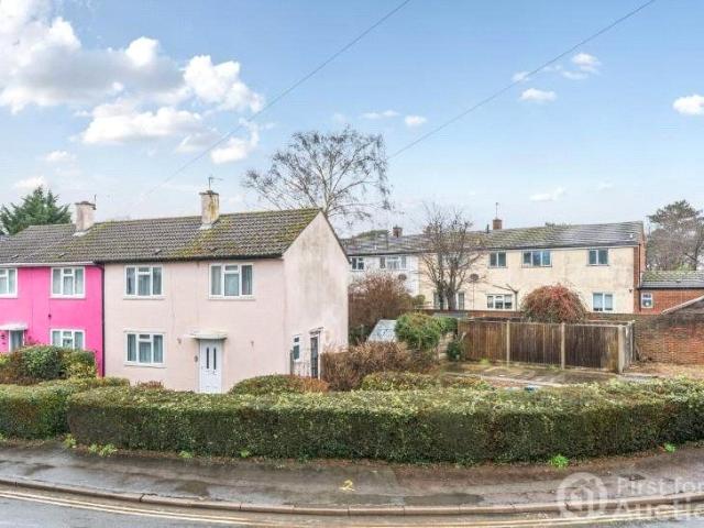 House for rent in Town Furze, The Slade
