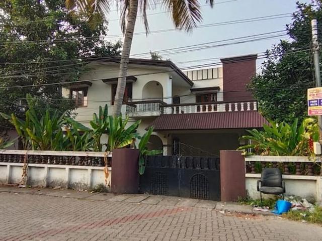 Villa for sale in Kochi, Kerala