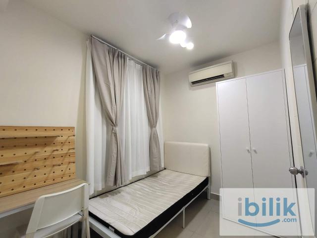 Room for rent in Petaling, Alam Impian