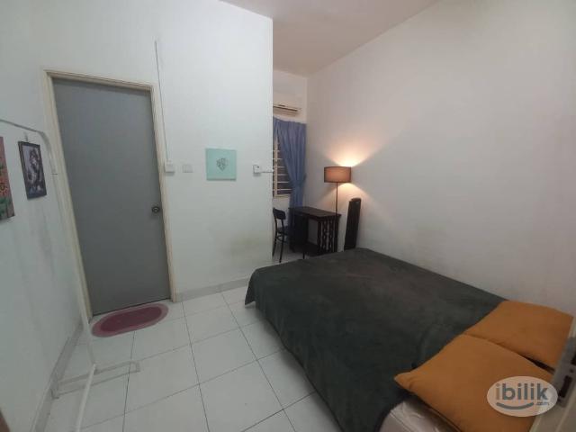 Room for rent in Petaling, Damansara Damai