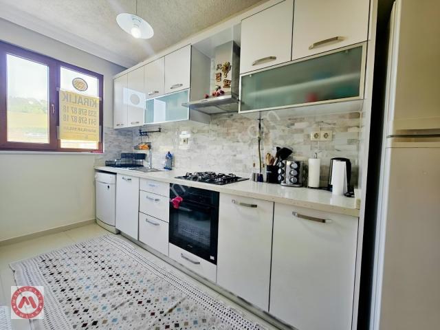 Girne Mahallesi, Maltepe içerisinde kiralık mülk
