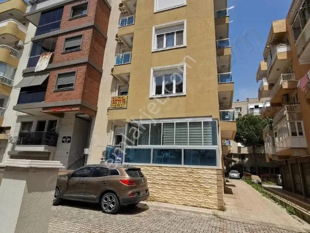 Nergiz Mahallesi, Karşıyaka içerisinde satılık mülk