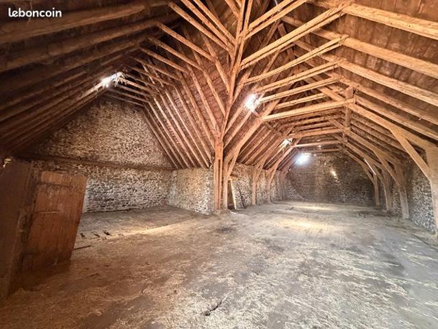 Maison vente à Saint-Flour, Auvergne-Rhône-Alpes