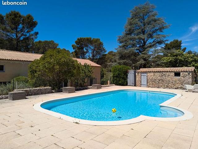 Maison vente à Brignoles, Villecroze