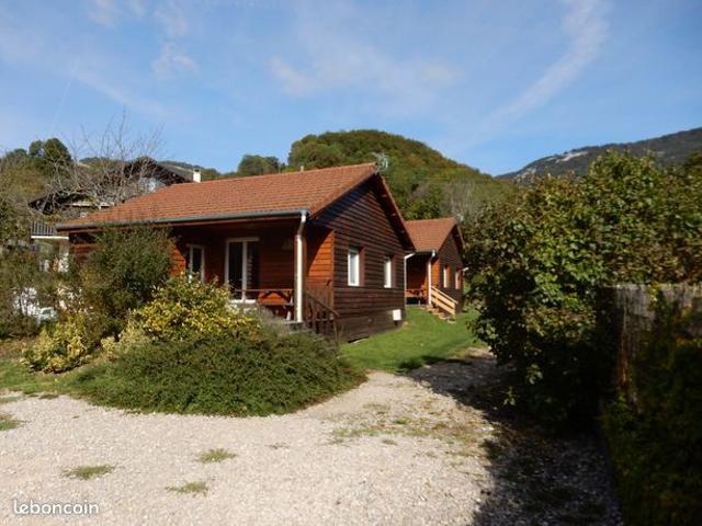 Maison vente à Nantua, Champfromier