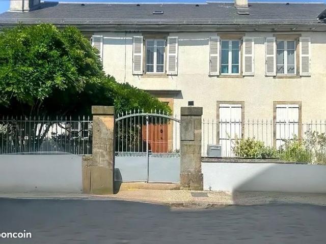 Maison vente à Millau, Réquista