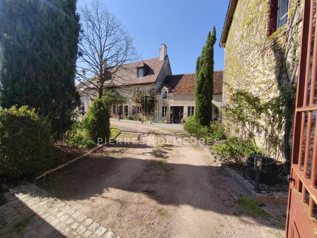 Maison vente à Saint-Amand-Montrond, Givardon