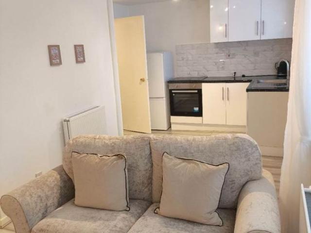 House for rent in Georgia, Greater Manchester