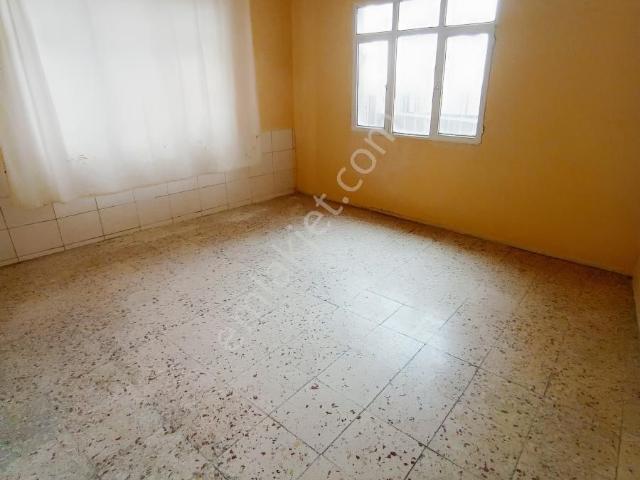 Bayrakli, İzmir içerisinde kiralık mülk