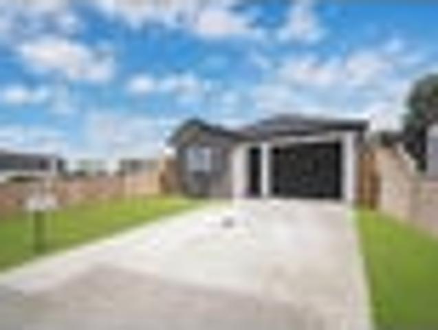 House for sale in Awhitu