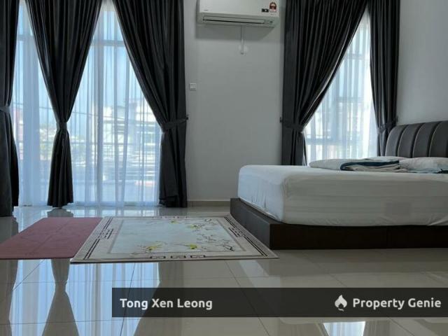 Bungalow for sale in Malaka