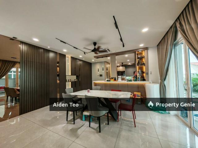 Bungalow for sale in Malaka