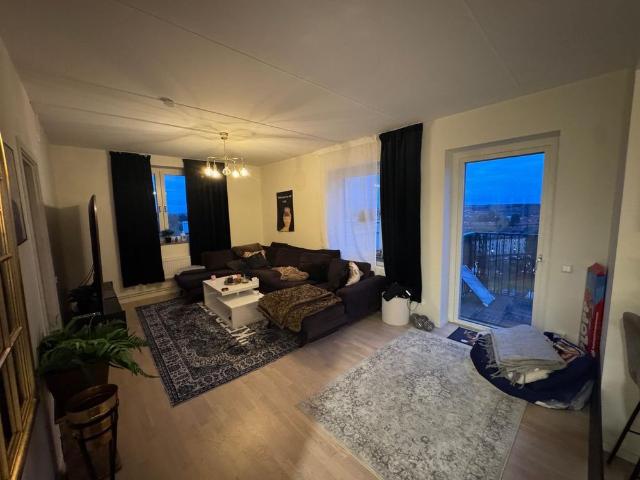 Lägenhet hyra i Kallhäll, Stockholm