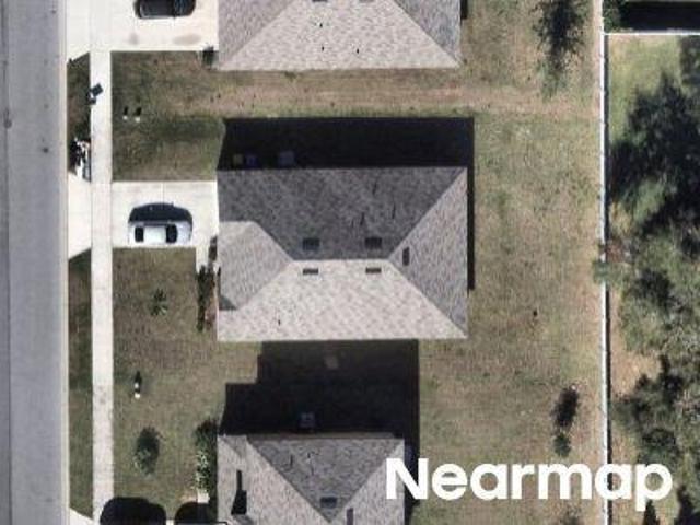 House for sale in Tavares