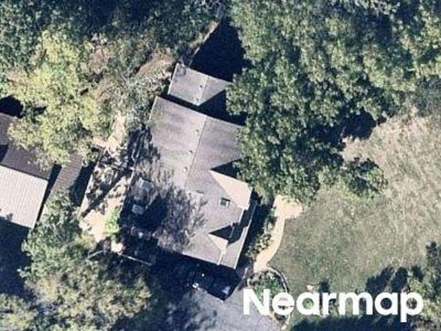 House for sale in Mchenry, Illinois