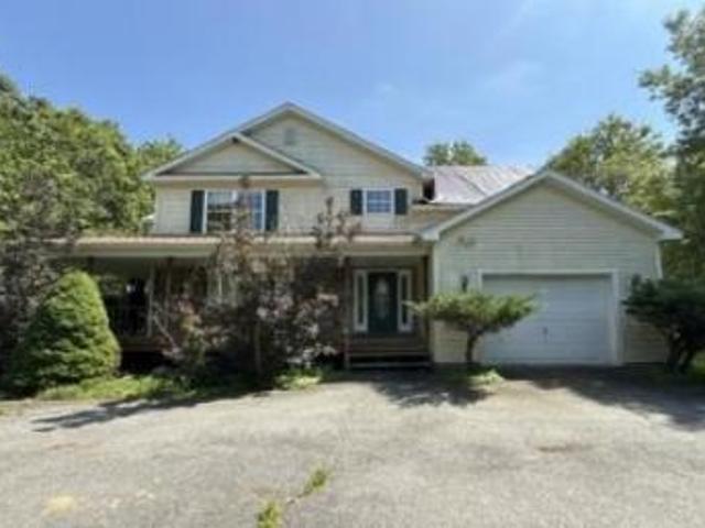 House for sale in Long Pond, Pennsylvania