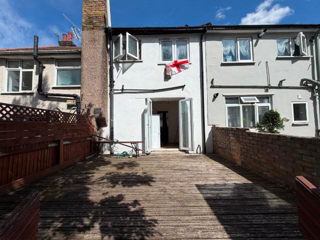 Studio for rent in Belvedere, Greater London