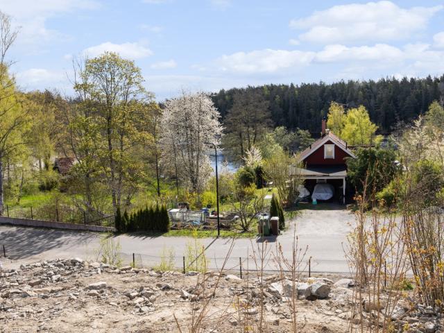 Tomt till salu i Stockholm