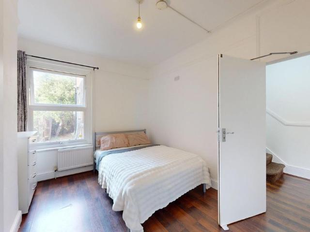 Room for rent in Noel Park, Greater London