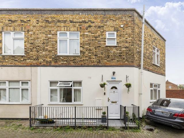 Apartment for rent in Hornsey, Greater London