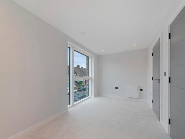 House for rent in Brent Cross, Greater London