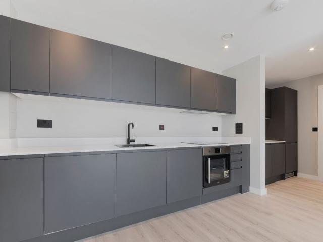 Apartment for rent in Dollis Hill, Greater London