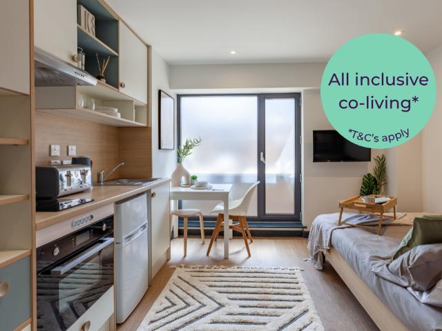 Studio for rent in Watergate, Devon