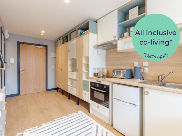 Studio for rent in Watergate, Devon